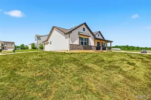 51 Mill Point Ct, Moscow Mills, MO 63362 - Photo 4