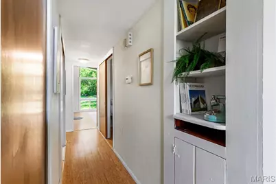 1410 Fournier Drive, Saint Louis, MO 63126 - Photo 22