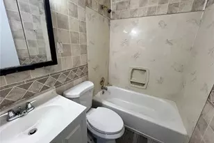 10425 Presley Dr, Saint Louis, MO 63137 - Photo 8