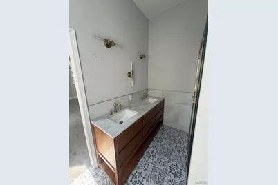 1725 Oregon Place, Saint Louis, MO 63104 - Photo 14