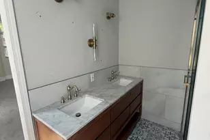 1725 Oregon Pl, Saint Louis, MO 63104 - Photo 14