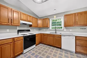 89 Michael Ct, Troy, MO 63379 - Photo 12