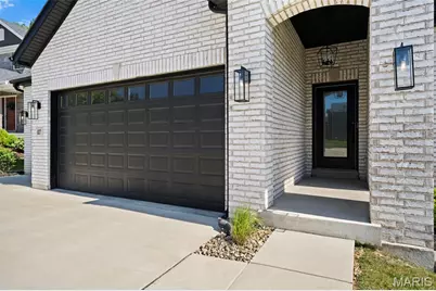 827 Summit Bluff Court, Saint Louis, MO 63026 - Photo 4