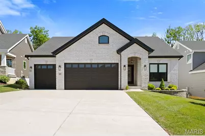 827 Summit Bluff Court, Saint Louis, MO 63026 - Photo 1