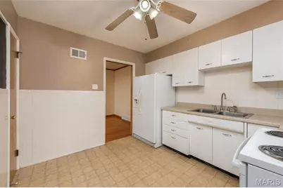 6633 Weber Road, Affton, MO 63123 - Photo 12