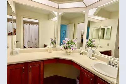 5375 N Kenrick Parke Drive #107, Saint Louis, MO 63119 - Photo 18