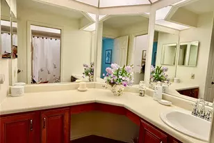5375 N Kenrick Parke Dr, Saint Louis, MO 63119 - Photo 18