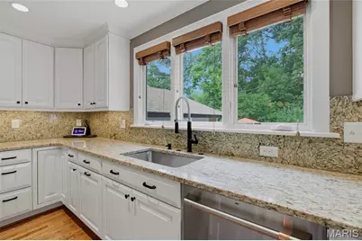41 Beaver Drive, Creve Coeur, MO 63141 - Photo 16