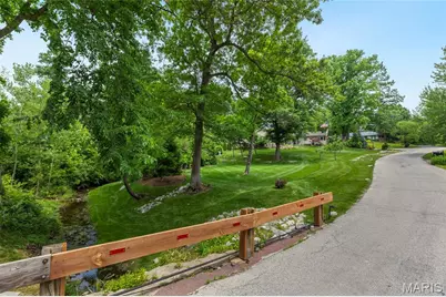 41 Beaver Drive, Creve Coeur, MO 63141 - Photo 50