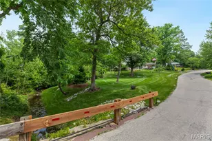 41 Beaver Dr, Creve Coeur, MO 63141 - Photo 50