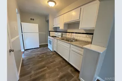 9616 Durham Drive, Riverview, MO 63137 - Photo 6