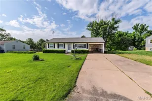 28 Doris Ave, O'Fallon, MO 63368 - Photo 1