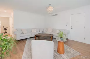 636 Candleberry Ct, Saint Louis, MO 63122 - Photo 8