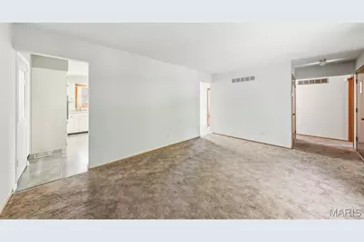 13579 Old Jamestown Road, Black Jack, MO 63033 - Photo 10