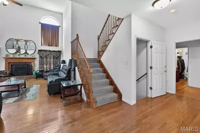 4216 Corrales Drive, Florissant, MO 63034 - Photo 8