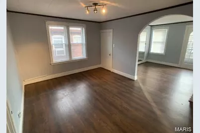 5049 Lindenwood Avenue, Saint Louis, MO 63109 - Photo 14