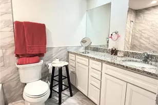 1721 Vandover Rd, Fenton, MO 63026 - Photo 12