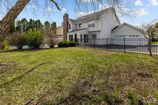 230 Fox Ridge Dr, Saint Charles, MO 63303 - Photo 6