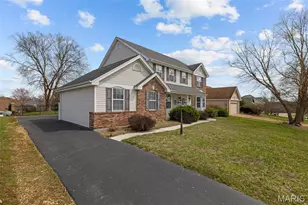 230 Fox Ridge Dr, Saint Charles, MO 63303 - Photo 2