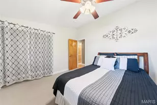 12125 Old Saint Charles Rd, Bridgeton, MO 63044 - Photo 32