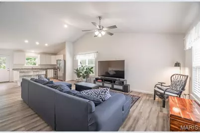 21 Cuivre River Drive, Troy, MO 63379 - Photo 2
