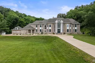 19348 Deer Pointe Estates Dr, Wildwood, MO 63038 - Photo 1