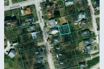 1112 1/2 Hickam Street, Boonville, MO 65233 - Photo 1