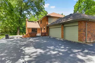 139 Ladue Lake Dr, Creve Coeur, MO 63141 - Photo 44