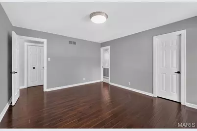 139 Ladue Lake Drive, Creve Coeur, MO 63141 - Photo 32