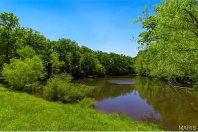 24 Grand Meridien Forest, Wildwood, MO 63005 - Photo 20