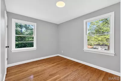 21 S Dellwood Avenue, Saint Louis, MO 63135 - Photo 20