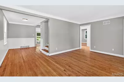 21 S Dellwood Avenue, Saint Louis, MO 63135 - Photo 6