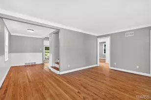 21 S Dellwood Ave, Saint Louis, MO 63135 - Photo 6