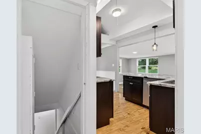 21 S Dellwood Avenue, Saint Louis, MO 63135 - Photo 30