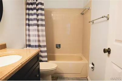 1118 Riverwood Place Drive, Saint Louis, MO 63031 - Photo 22