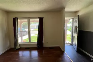 11747 Vizcuya Ct, Florissant, MO 63033 - Photo 2