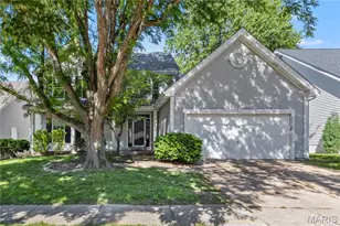 927 Wellesley Pl Dr, Chesterfield, MO 63017 - Photo 1