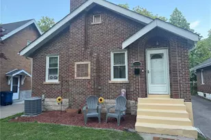 2480 Hartland Ave, Saint Louis, MO 63114 - Photo 1