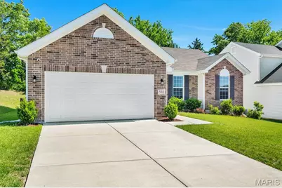 532 Leather Reins, Wentzville, MO 63385 - Photo 2