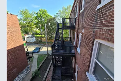 3670 Russell Boulevard, Saint Louis, MO 63110 - Photo 18