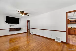 4037 Robert Ave, Saint Louis, MO 63116 - Photo 4