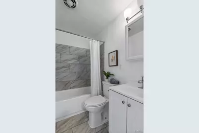 6064 W Cabanne Place, Saint Louis, MO 63112 - Photo 18