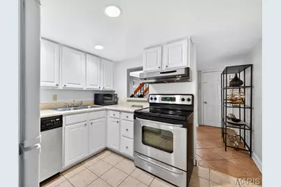 329 N. Boyle Avenue #329 E1, Saint Louis, MO 63108 - Photo 10