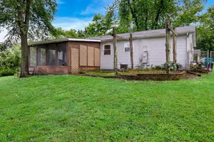 530 Crest St, Saint Clair, MO 63077 - Photo 24