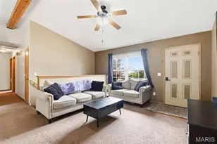 1025 Cambden Yard Dr, Warrenton, MO 63383 - Photo 2