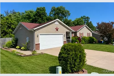 1025 Cambden Yard Drive, Warrenton, MO 63383 - Photo 2