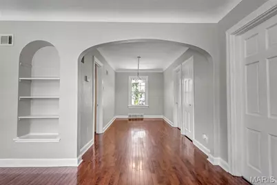 8735 Bridgeport Avenue, Saint Louis, MO 63144 - Photo 6