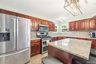 1010 Wake Ct, Wentzville, MO 63385 - Photo 12