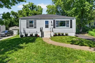 439 E Elliott Ave, Kirkwood, MO 63122 - Photo 1