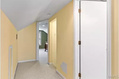 920 Chelsea Avenue, Glendale, MO 63122 - Photo 20